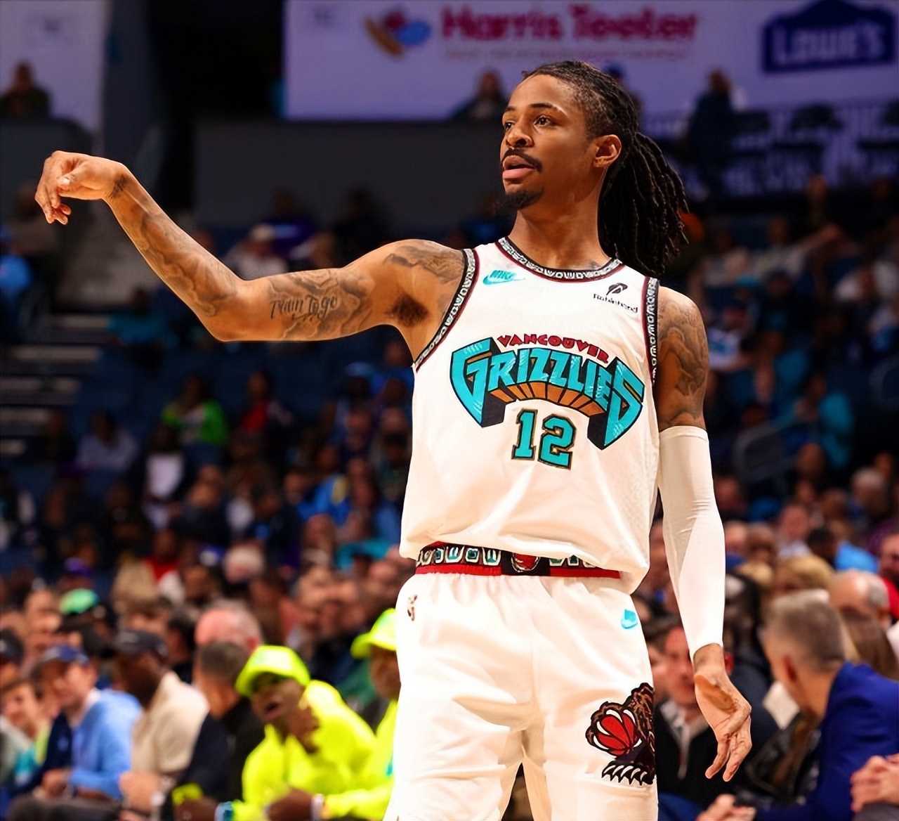 米兰体育官网-莫兰特逆天隔扣+40分，灰熊终结勇士主场不败的简单介绍