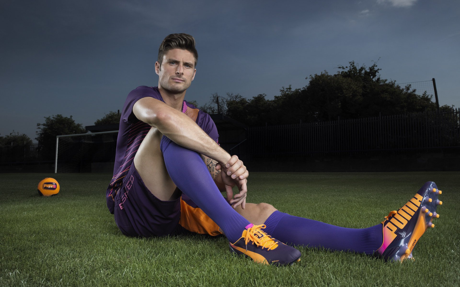 车手心理战:比赛中的心态调控与决胜要诀,车手团队