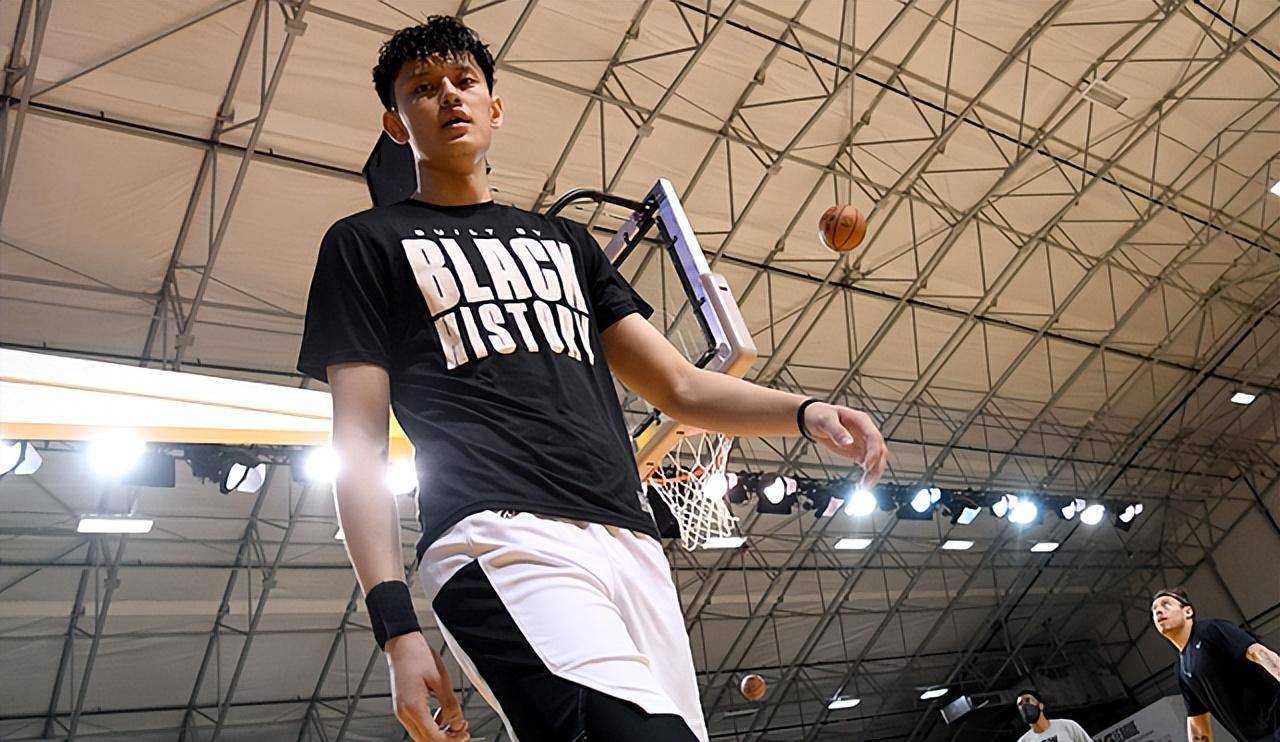 中国球员曾凡博获NBA球队试训邀请