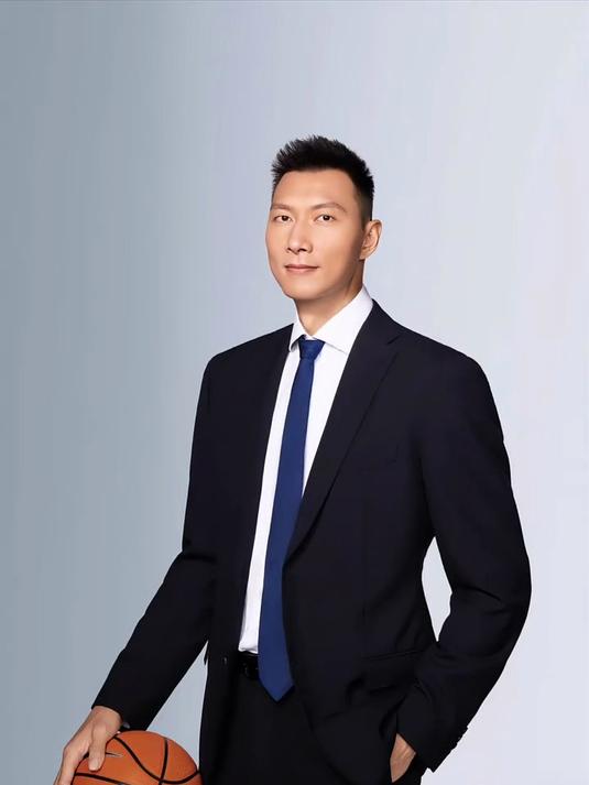 广东宏远CBA十冠王朝，易建联功不可没