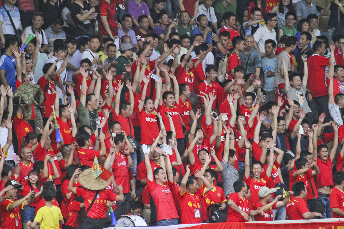 米兰体育平台-印度板球队世界杯夺冠，举国欢庆的简单介绍