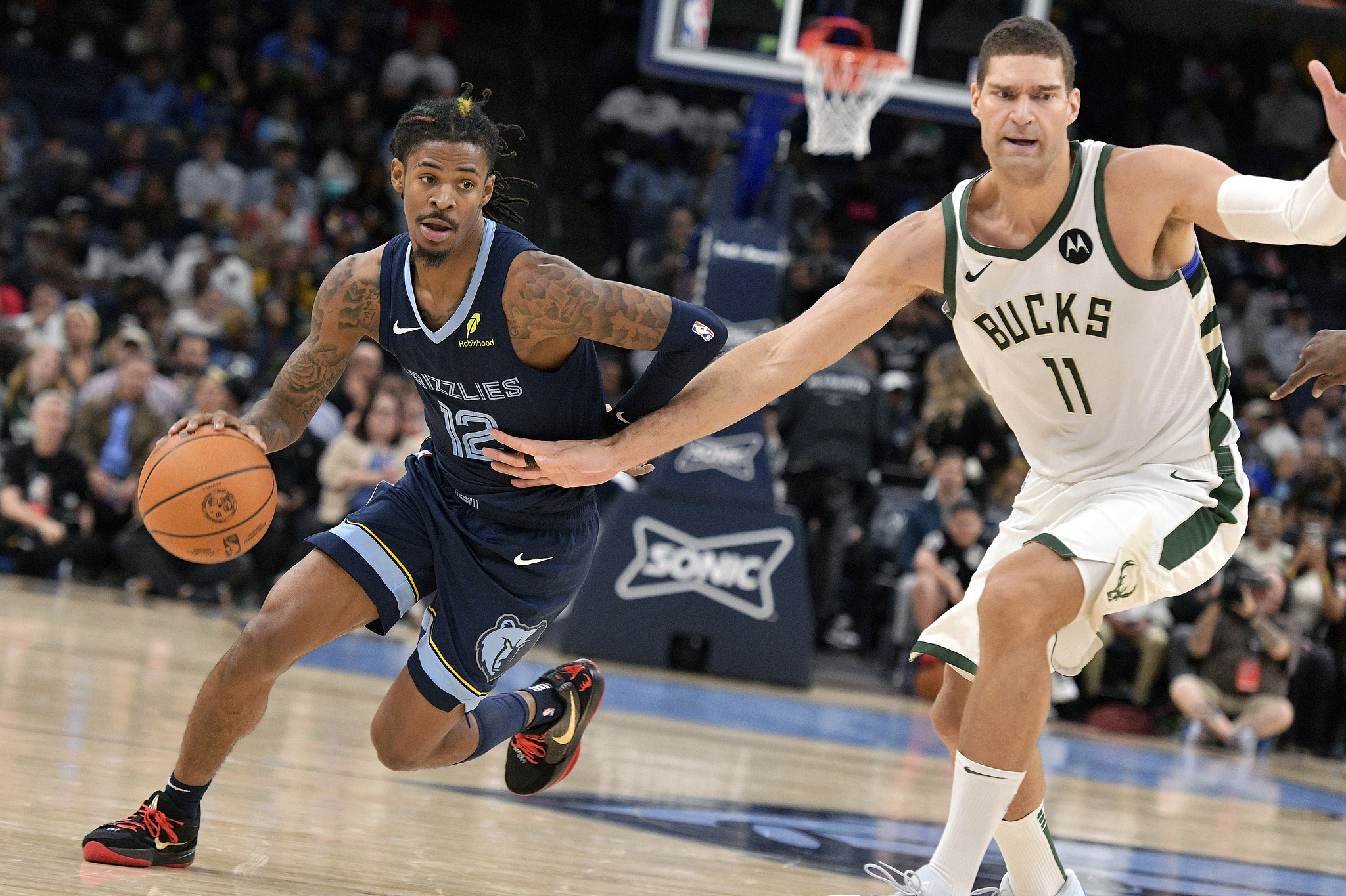 米兰体育网页版-关于莫兰特脚踝扭伤，灰熊冲击前四受阻的信息