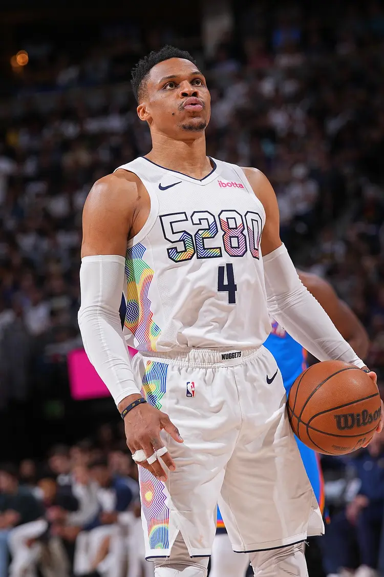 米兰网页版-NBA球员为什么不穿护具？