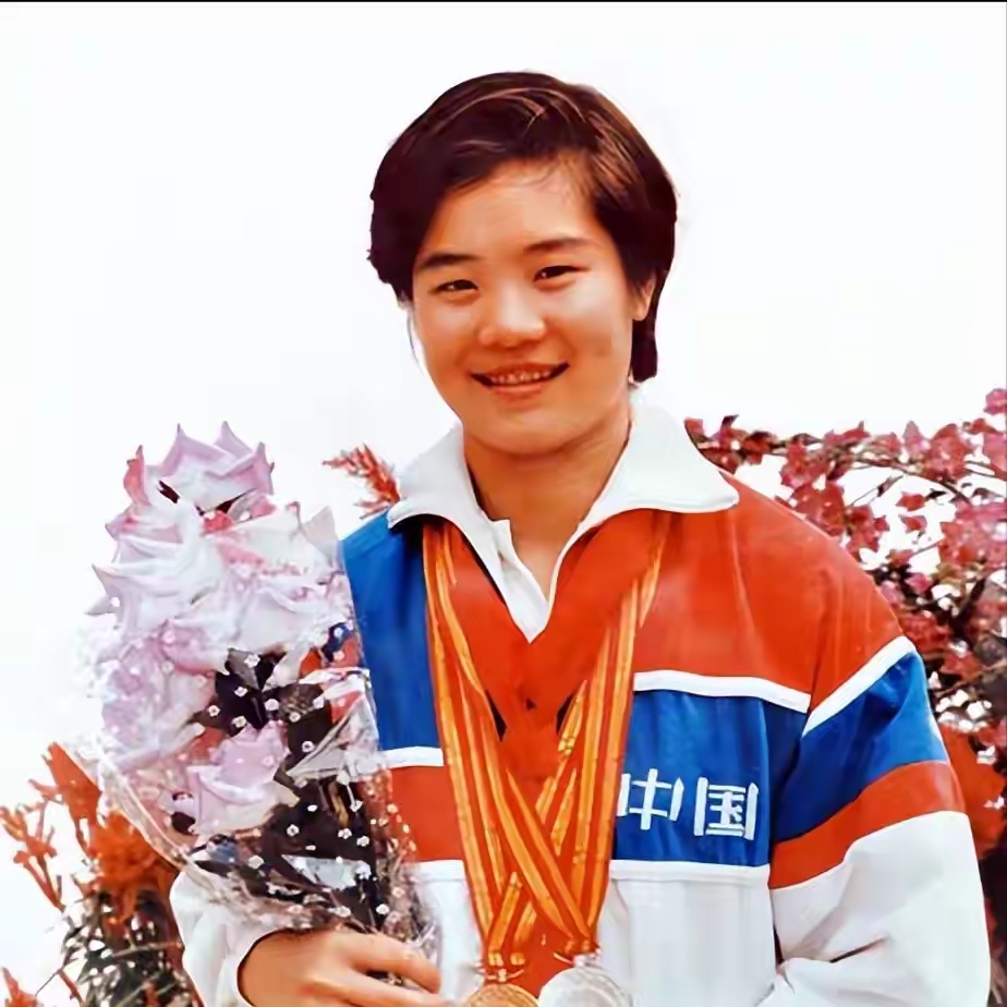 米兰体育平台登录入口-史上最年轻金牌得主诞生！她是谁？的简单介绍